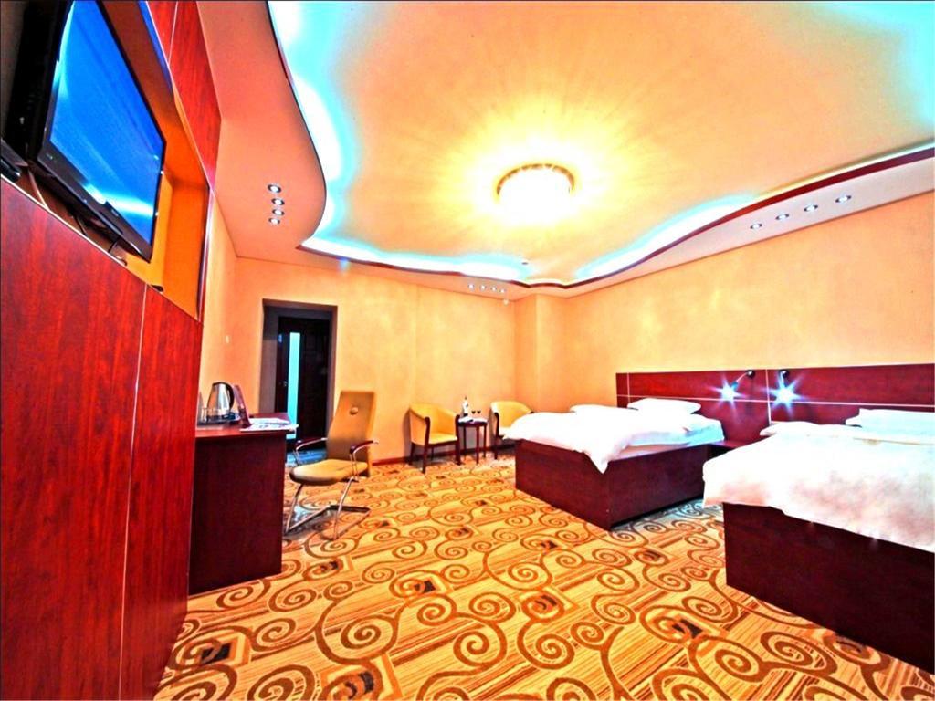 אולן בטור Kaiser Hotel מראה חיצוני תמונה