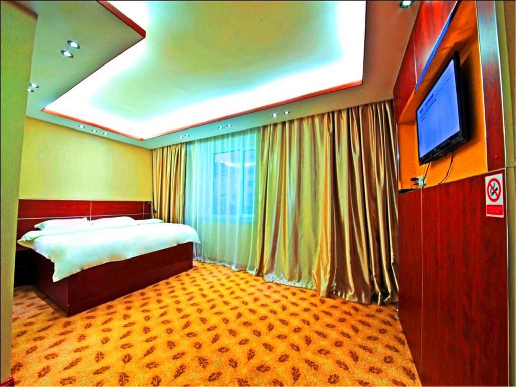 אולן בטור Kaiser Hotel מראה חיצוני תמונה