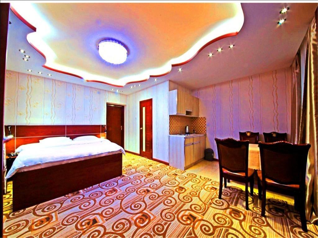 אולן בטור Kaiser Hotel מראה חיצוני תמונה