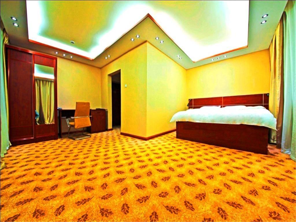 אולן בטור Kaiser Hotel מראה חיצוני תמונה